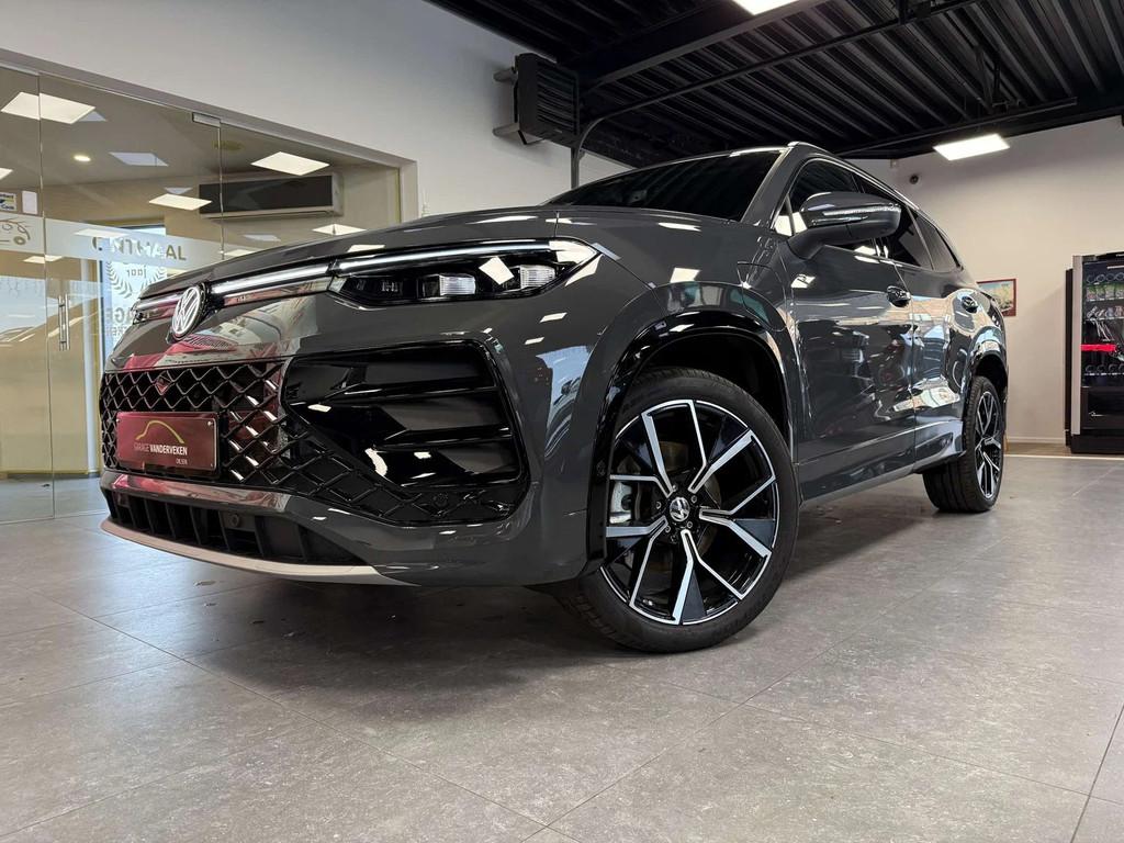 Volkswagen Tayron Tayron 1.5 eHybrid OPF DSG R-Line PLUS NEW, Automaat, Zwart, 4 cilinders, 5 zetels