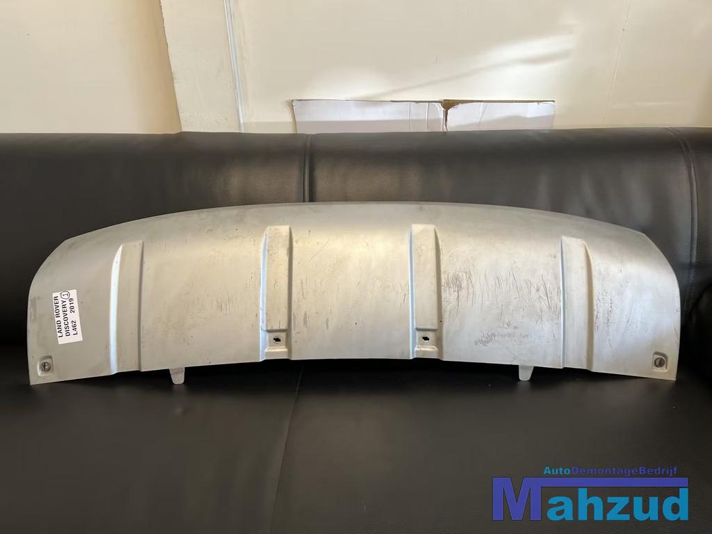 LAND ROVER DISCOVERY 5 V L462 Achterbumper diffuser deel 201, Dpoffice@jaguarlandrover.com, Abbey Road, Whitley 1
CV3 4LF  Coventry