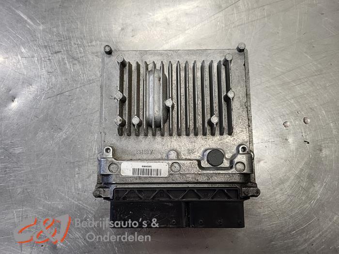 Ordinateur gestion moteur d'un Mercedes Sprinter, Autos : Pièces & Accessoires, 3 mois de garantie, Utilisé, -, -