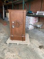 Antieke kluis brandkast, Ophalen, Brandkast