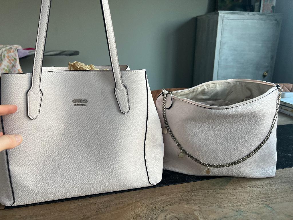 Guess handtas 2 pack, Ophalen, Zo goed als nieuw, Roze, Handtas