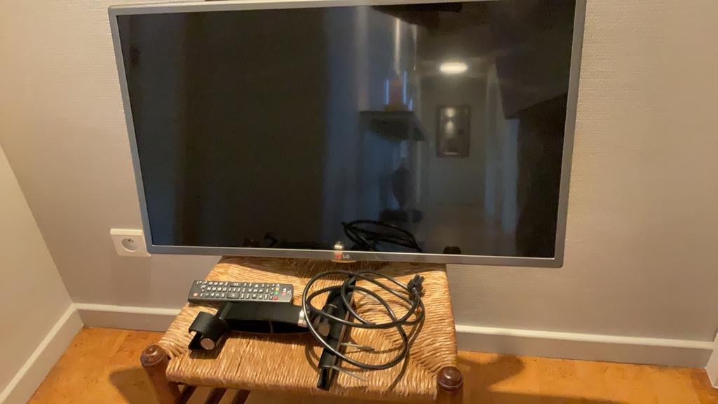 Led TV, Audio, Tv en Foto, Televisies, Ophalen, Zo goed als nieuw, LED, LG