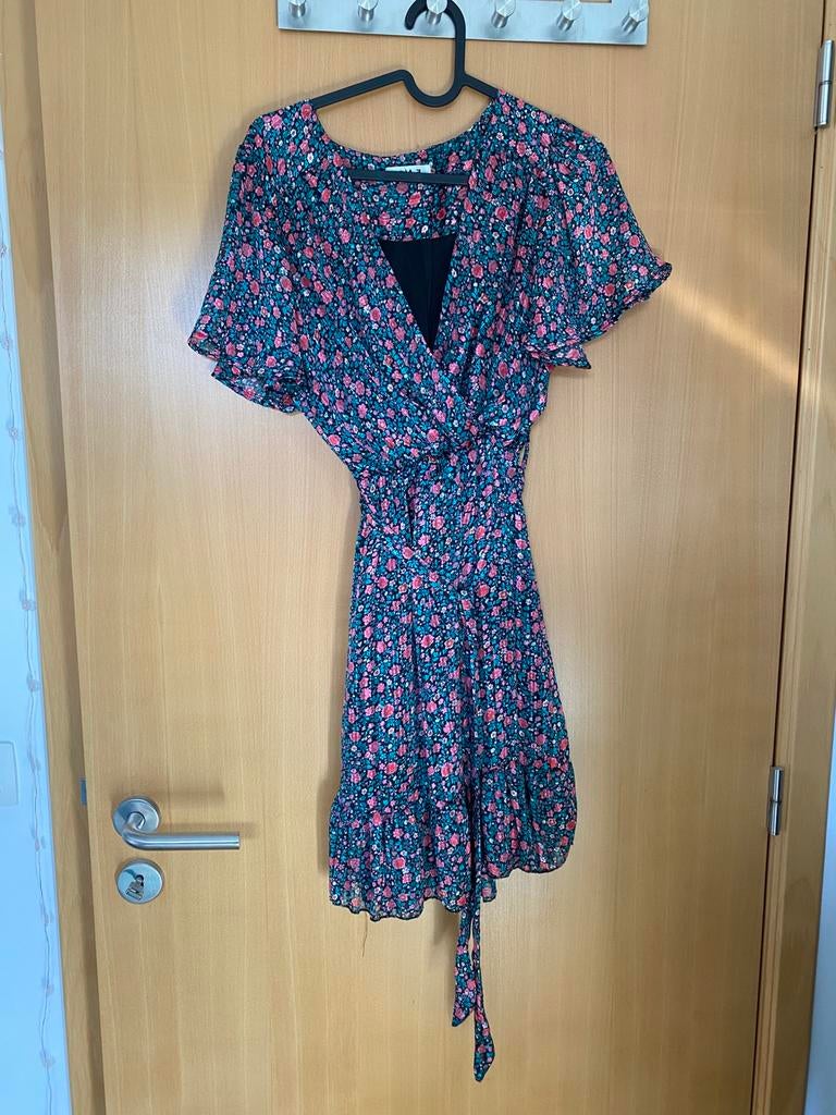 Robe fleurie noire, Zwart, Ophalen of Verzenden, Zo goed als nieuw, Maat 36 (S)