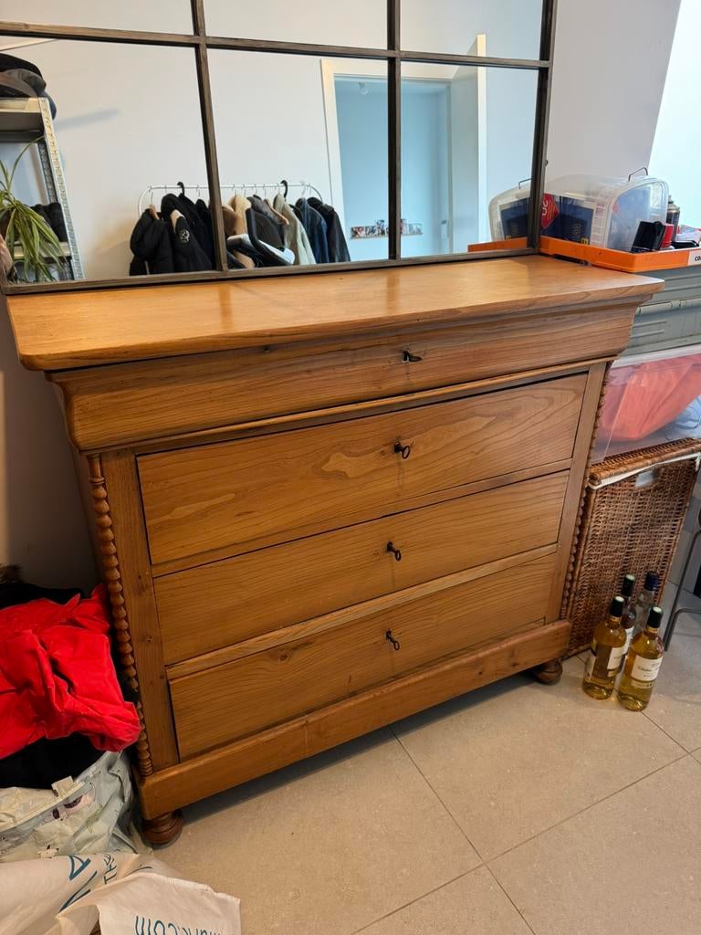 Tres belle commode ancienne en bois, Maison & Meubles, Armoires | Commodes, Enlèvement, Comme neuf