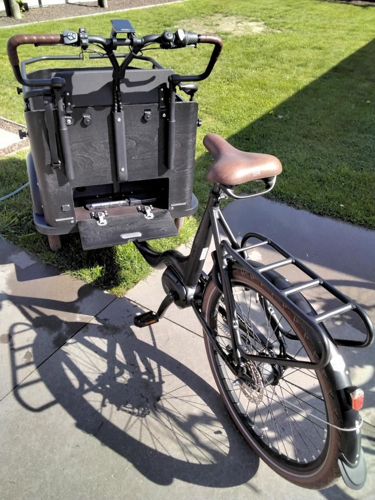 Keewee bakfiets electrisch slechts 226 km gereden, Vélos & Vélomoteurs, Vélos | Tricycles, Enlèvement, Comme neuf, Keewee