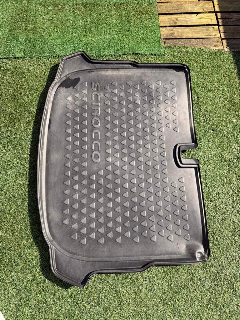 Tapis de coffre scirocco tres bon etat, Enlèvement, Utilisé