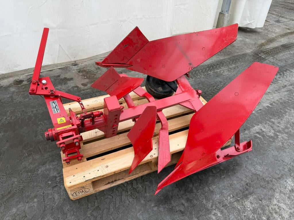 Charrue réversible Aldo Biagioli 180 VR180S en état neuf, Articles professionnels, Agriculture | Outils, Enlèvement