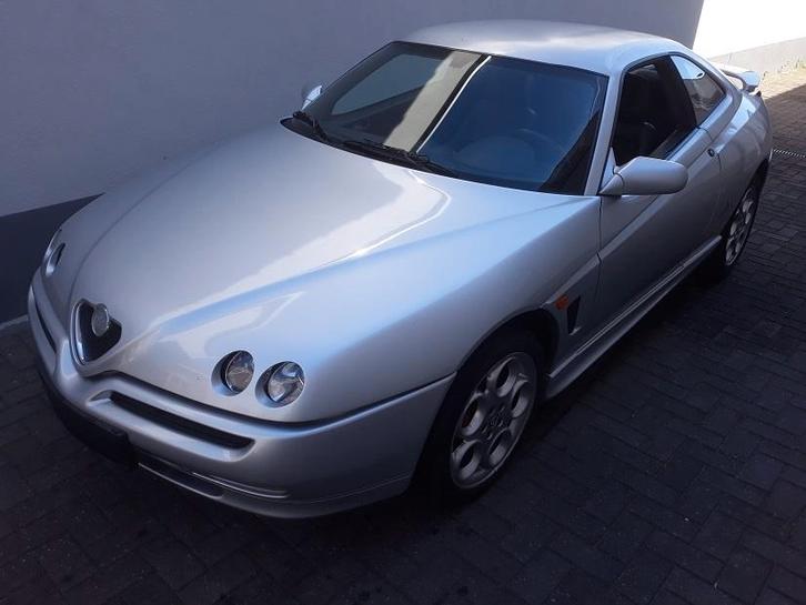 Alfa Romeo GTV Cup n20 - motorschade, Auto's, Alfa Romeo, Particulier, GTV, Benzine, Euro 3, Coupé, 3 deurs, Handgeschakeld, Zilver of Grijs