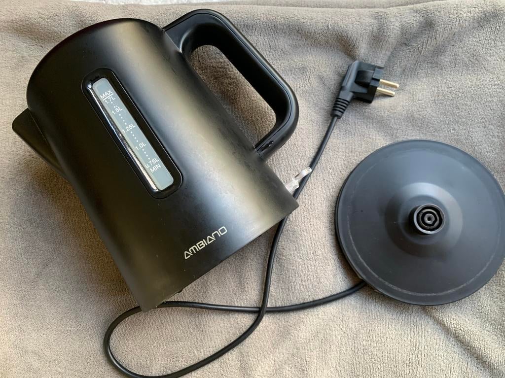 Ambiano waterkoker zwart 1,7 L, 1 tot 2 liter, Ophalen of Verzenden, Gebruikt