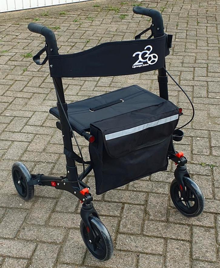 Lichtgewicht Rollator dubbel inklapbaar NIEUW, Diversen, Rollators, Lichtgewicht, Opvouwbaar, Ophalen of Verzenden