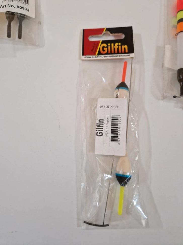 nieuwe dobbers in gesloten verpakking, Watersport en Boten, Hengelsport | Algemeen, Ophalen