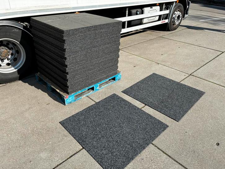 Carrelage de moquette/sol 5000 m2, Maison & Meubles, Ameublement | Revêtements de sol, Comme neuf, Dalles de Moquette, Blanc, Crème