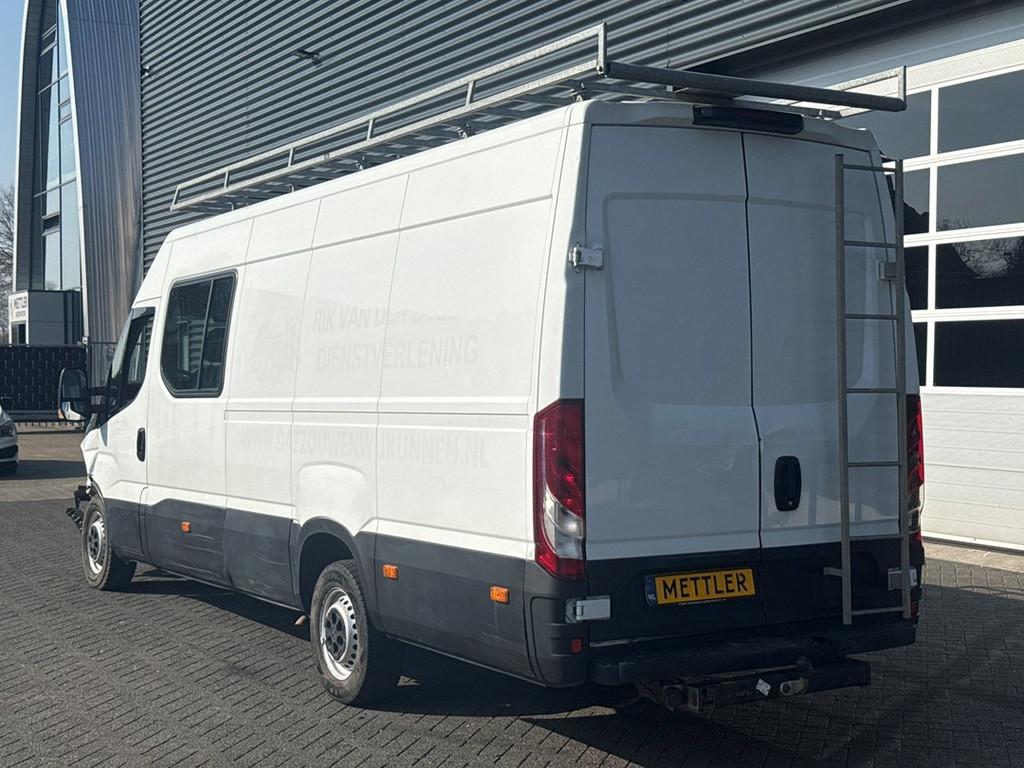 Iveco Daily 3.0 410 L3H2, 5 persoons, trekhaak, Auto's, Bestelwagens en Lichte vracht, Automaat, Achterwielaandrijving, Gebruikt