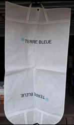 Housses de protection pour vêtements, Enlèvement