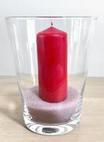 Vaas 25 cm + Bolsius Essentials kaars 20 cm + Gekleurd zand, Enlèvement ou Envoi, Comme neuf, Bougie, 25 à 50 cm