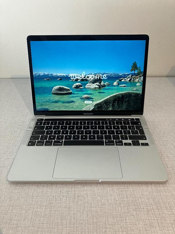 MacBook Pro 13 inch 2020 8GB 256GB 1M, Computers en Software, Apple Macbooks, Zo goed als nieuw, MacBook Pro, 13 inch, 256 GB