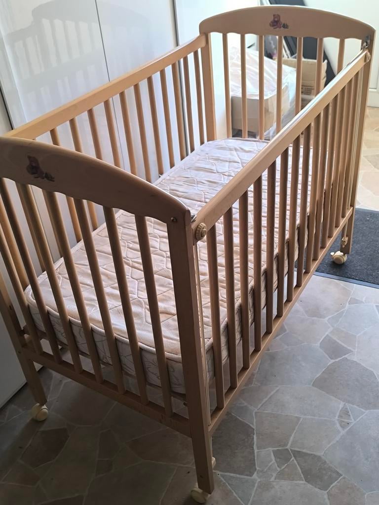 Lit bébé, Enfants & Bébés, Enlèvement, Lit