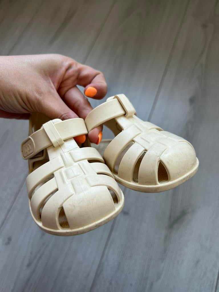 Sandales Igor taille 21 couleur crème, Kinderen en Baby's, Babykleding | Schoentjes en Sokjes, Ophalen, Gebruikt