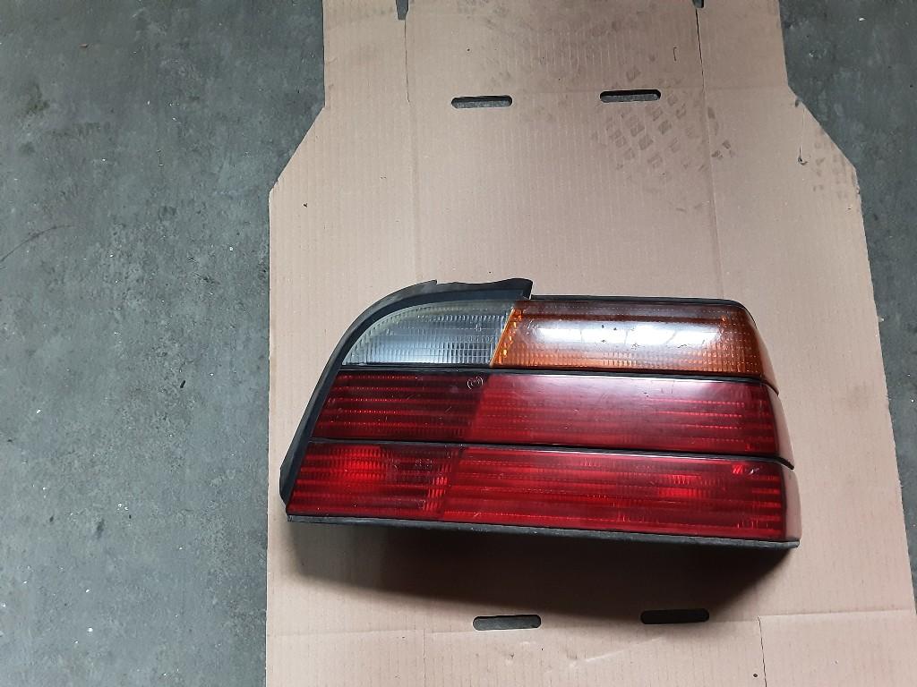 FEU ARRIÈRE DROIT BMW 3 serie (E36 / 2) (01-1991/04-1999), Mevr. I. Hauben, Utilisé, BMW, Rue de l'Espoir 34 34
4030  GRIVEGNÉE, BE
