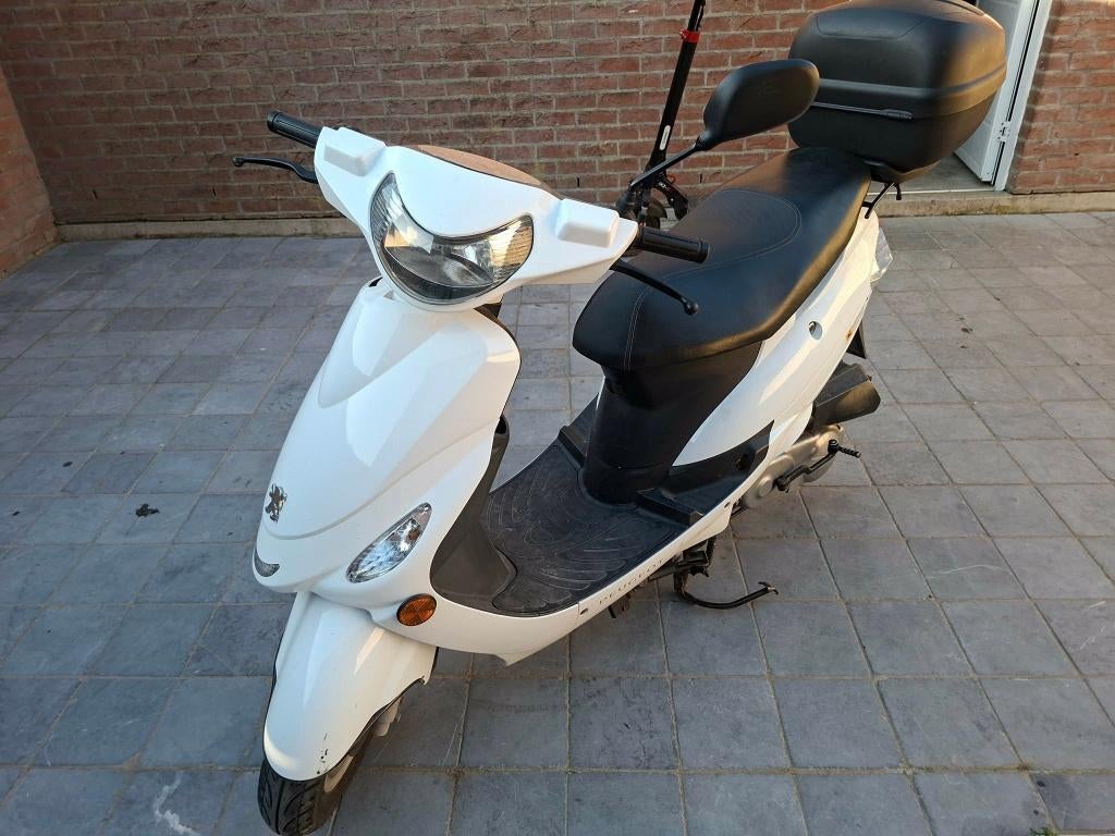 Peugeot V clic B klasse + levering, Vélos & Vélomoteurs, Scooters | Peugeot, Autres modèles, Classe B (45 km/h), Enlèvement, Utilisé