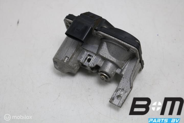 Klep in uitlaat VW Scirocco 2.0 TDI CUU 5Q0253691F, Gebruikt