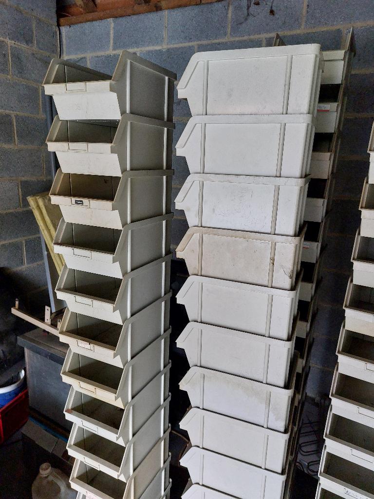 Bacs à rangement très solides – rangement atelier / garage, Enlèvement, Utilisé, Boîte ou Caisse