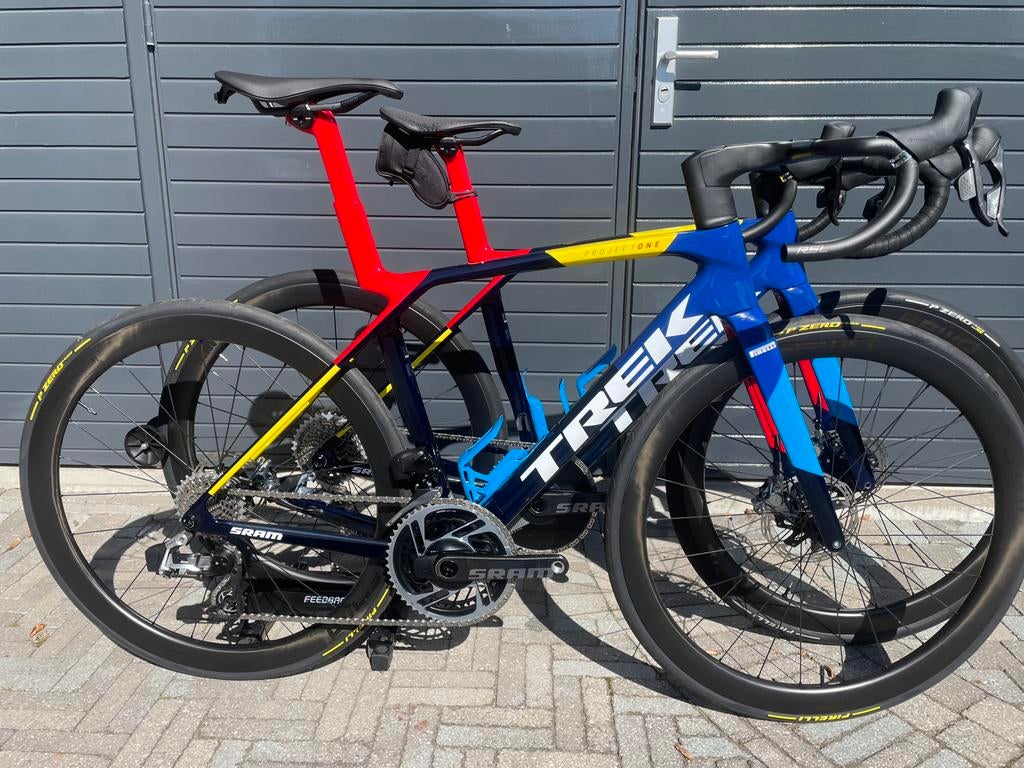 TREK MADONE SLR9 GEN8 AXS TEAMFIETS, 28 inch, Carbon, Nieuw, Meer dan 20 versnellingen