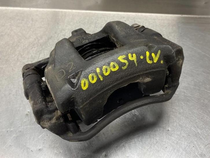 ETRIER DE FREIN AVANT GAUCHE ABS Toyota Auris (E18), Autos : Pièces & Accessoires, Freins & Transmission, Toyota, Utilisé