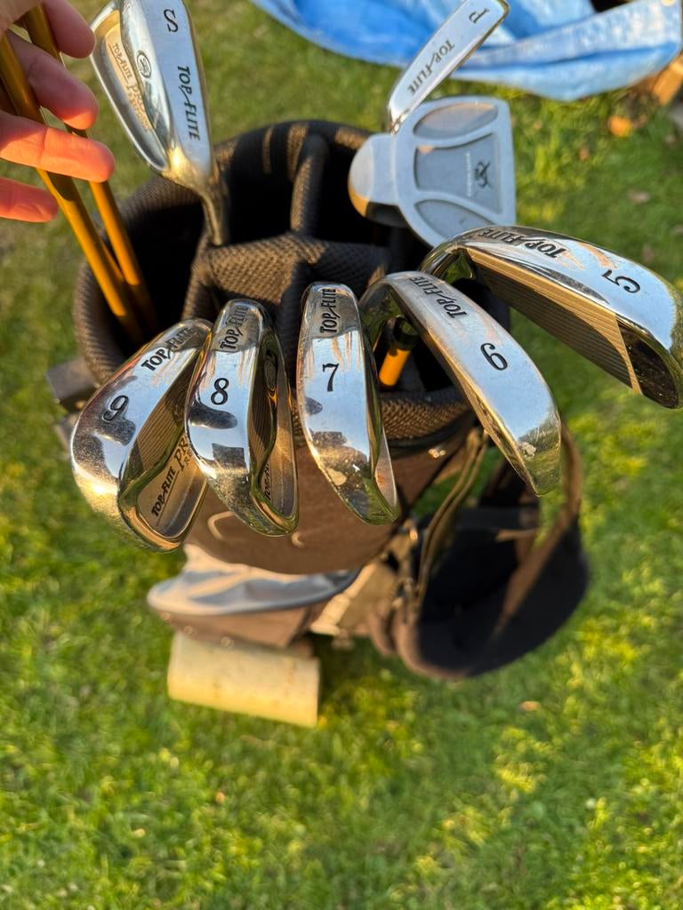 Golftas met sticks en balletjes, Ophalen, Zo goed als nieuw, Overige merken