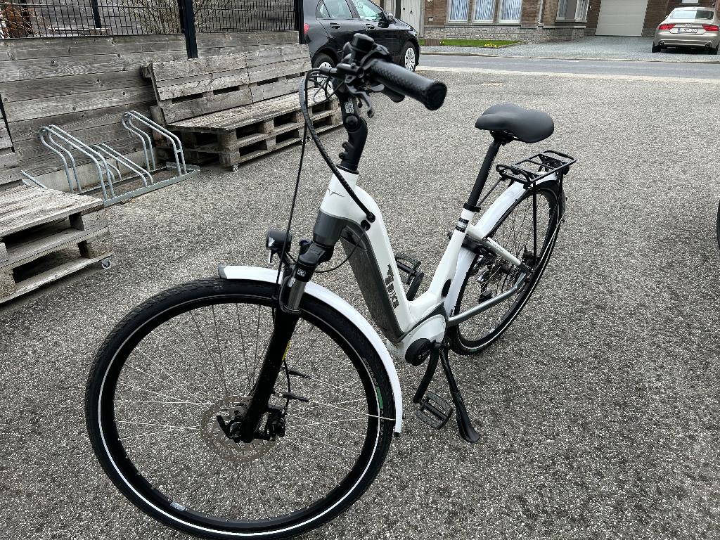 E Bike electrische fiets, Autres marques, 47 à 51 cm, 50 km par batterie ou plus, Comme neuf