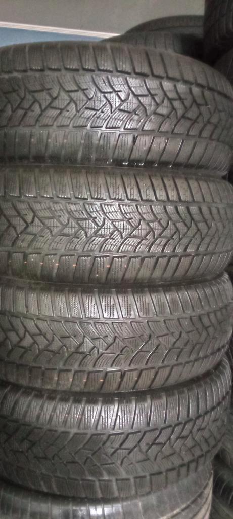 205/60/16 2056016 205/60R16 Dunlop d'hiver, Autos : Divers, Pièces de sport automobile, Comme neuf, Enlèvement