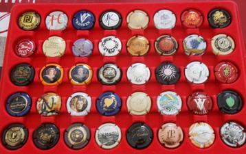 serie 4 - 40 champagne capsules - 6 euro  beschikbaar voor biedingen