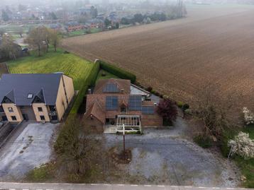 Huis à vendre à Binche Bray, 2 chambres beschikbaar voor biedingen