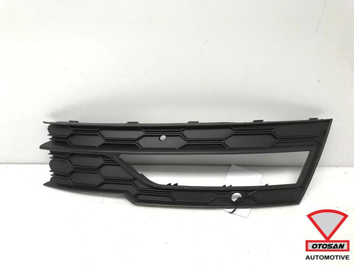 Skoda Octavia 4 2020+ Bumper Rooster Rechts 5E3807682A, Auto-onderdelen, Carrosserie, Bumper, Skoda, Voor, Rechts, Gebruikt