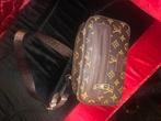 Louis Vuitton tasje, Ophalen, Zo goed als nieuw
