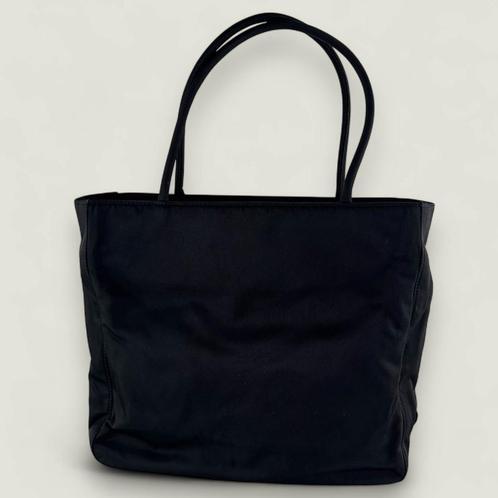 Prada nylon tote authentiek, Handtassen en Accessoires, Tassen | Damestassen, Gebruikt, Handtas, Zwart, Ophalen of Verzenden