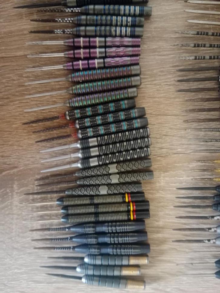 Darts collectie, Sport en Fitness, Darts, Zo goed als nieuw, Pijlen, Ophalen