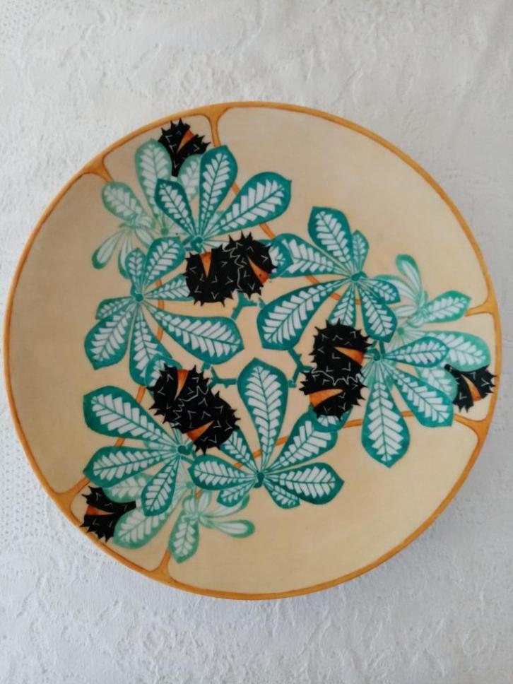 Belgisch keramisch art deco bord gesigneerd „Beaufait” 25cm, Antiek en Kunst, Antiek | Keramiek en Aardewerk, Ophalen of Verzenden
