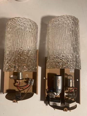 2 wandlampen caravan plexi ! beschikbaar voor biedingen
