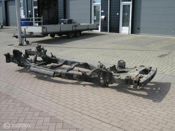 Chassis Land Rover Discovery 3 Diesel Grijs Kenteken TDV6 beschikbaar voor biedingen