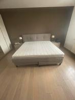 Lit king size 200x200, Huis en Inrichting, Slaapkamer | Bedden, Ophalen, Bruin, Zo goed als nieuw, Overige maten