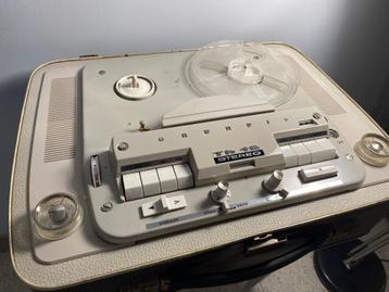 Magnétophone stéréo Grundig TK46 vintage 1962 - 1965 disponible aux enchères