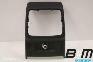 Afdekking middenconsole achter Audi A4 8W beschikbaar voor biedingen