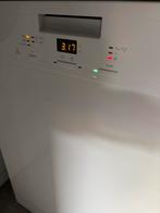 Miele vaatwasser (vrijstaand), Elektronische apparatuur, Vaatwasmachines, Ophalen, Zo goed als nieuw, Vrijstaand