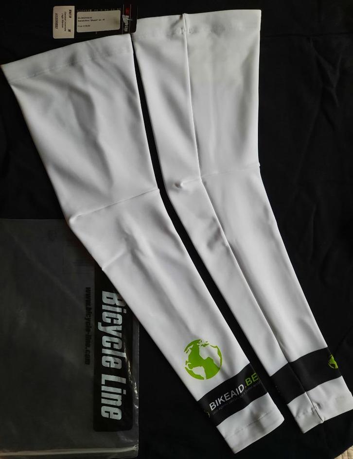 Witte BIKEAID wielren beenstukken / fiets beenwarmers, Fietsen en Brommers, Fietsaccessoires | Fietskleding, Nieuw, Bovenkleding