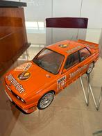 IXO BMW E30 M3 Jagermesiter Hahne DTM Nürburgring 1992 1/18, Hobby en Vrije tijd, Modelauto's | 1:18, Ophalen of Verzenden, Zo goed als nieuw