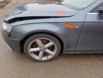 Aile avant gauche d'un Audi A4, Enlèvement ou Envoi, 3 mois de garantie, Utilisé, Audi