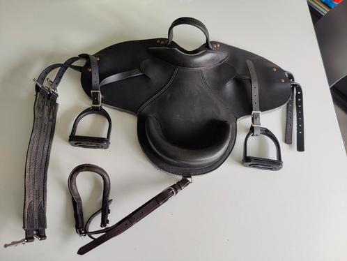 Zadelpakket voor kinderen. Ideaal voor pony's of ezels, Dieren en Toebehoren, Paarden en Pony's | Overige Paardenspullen, Zo goed als nieuw