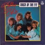 7" Si -  Dolly Dots <  Trick of the eye <, Ophalen of Verzenden