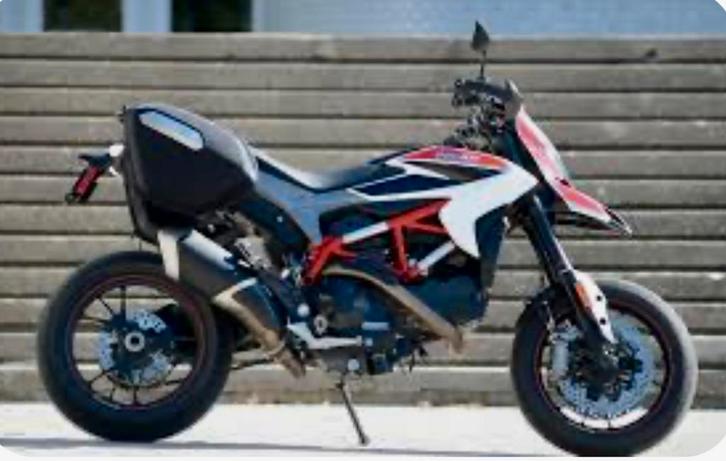 Kit fixation & set de 2 valises latérale, poignées passager, Motos, Accessoires | Valises & Sacs, Enlèvement